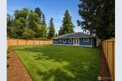 11014 6th Avenue W #C, Everett, WA 98204 - Photo 2