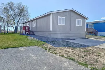 4000 Longview Street NE #96, Moses Lake, WA 98837 - Photo 1