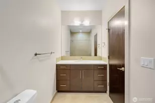 9719 Lake Shore Blvd NE, Seattle, WA 98115 - Photo 30