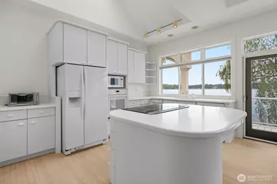 427 38th Avenue NE, Olympia, WA 98506 - Photo 10