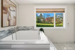 2650 79th Ave NE, Medina, WA 98039 - Photo 24