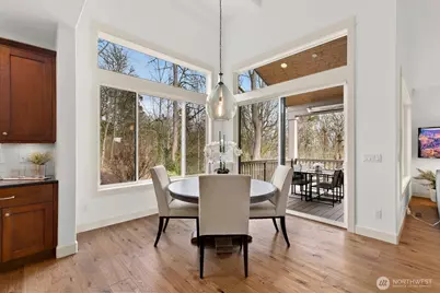 9026 NE 127th Place, Kirkland, WA 98034 - Photo 14