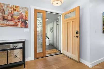 3016 106th Avenue SE, Bellevue, WA 98004 - Photo 4