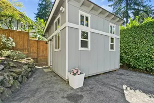 3016 106th Ave SE, Bellevue, WA 98004 - Photo 32