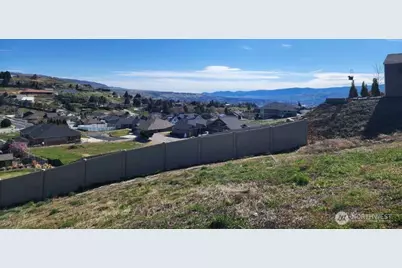 83 Sunny Meadows Loop, Wenatchee, WA 98801 - Photo 4