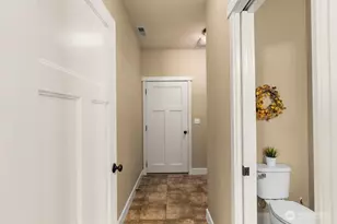 2015 Woodridge St, Wenatchee, WA 98801 - Photo 10