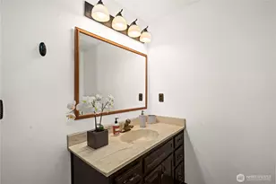 1825 Rainier Ct, Sumner, WA 98390 - Photo 20