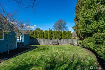 1825 Rainier Court, Sumner, WA 98390 - Photo 24