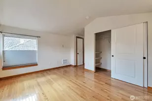 2221 E Spruce St, Seattle, WA 98122 - Photo 20