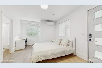 442 13th Avenue, Seattle, WA 98122 - Photo 24