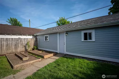 304 Sumas Ave, Sumas, WA 98295 - Photo 36