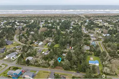 185 S Narwhal Loop SW, Ocean Shores, WA 98569 - Photo 2