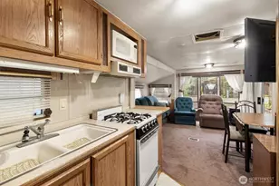 164 6 Chanterelle Dr, Deming, WA 98244 - Photo 8