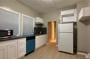 310 Aloha St, Seattle, WA 98109 - Photo 8