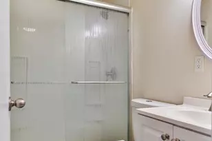 310 Aloha St, Seattle, WA 98109 - Photo 6
