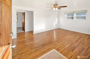 3903 Broadview Dr, Anacortes, WA 98221 - Photo 4