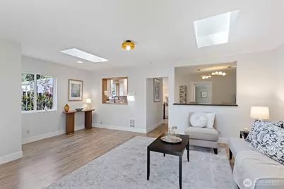 302 S Barton Street, Seattle, WA 98108 - Photo 8