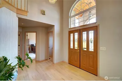 2907 Narrows Place, Tacoma, WA 98407 - Photo 4