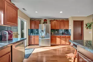 11426 178th Ave Ct E, Bonney Lake, WA 98391 - Photo 16