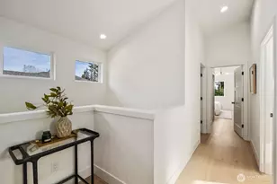 524 NE 89th St, Seattle, WA 98115 - Photo 20