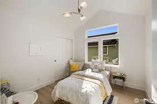 524 NE 89th St, Seattle, WA 98115 - Photo 32