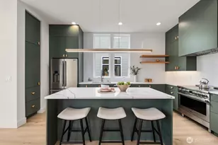 524 NE 89th St, Seattle, WA 98115 - Photo 12