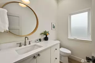 524 NE 89th St, Seattle, WA 98115 - Photo 18