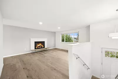 3810 180th St E, Tacoma, WA 98446 - Photo 4