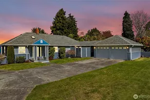 8424 East Side Dr NE, Tacoma, WA 98422 - Photo 2