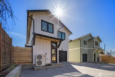 524 NE 89th Street #A, Seattle, WA 98115 - Photo 2