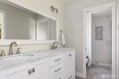 1387 Scenic Heights Road, Oak Harbor, WA 98277 - Photo 12