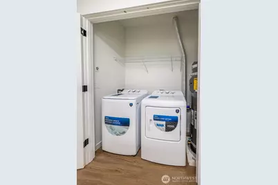 7711 A 11th Avenue SW, Seattle, WA 98106 - Photo 14