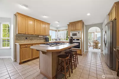 1705 26th Street Pl SW, Puyallup, WA 98371 - Photo 10