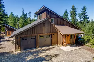 240 Snow Ridge Dr, Cle Elum, WA 98922 - Photo 2