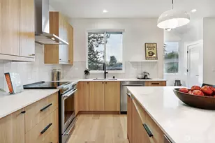 8810 41st Ave SW, Seattle, WA 98136 - Photo 12