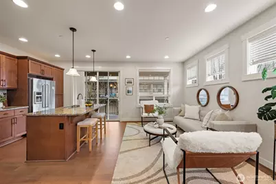 1321 Greenwich Walk NE, Issaquah, WA 98029 - Photo 6