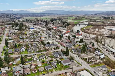 211 Ave F #1 & 2, Snohomish, WA 98290 - Photo 32