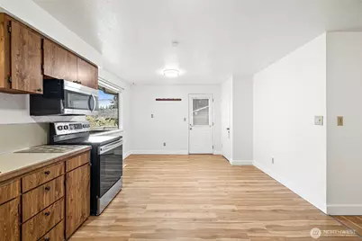 2612 204th Street SW, Lynnwood, WA 98036 - Photo 10