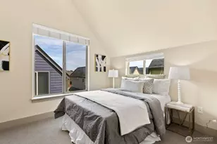 3431 Meridian Ave N, Seattle, WA 98103 - Photo 14