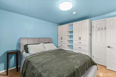 707 E James Street, Kent, WA 98031 - Photo 10