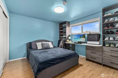 707 E James Street, Kent, WA 98031 - Photo 12