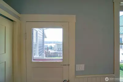 99 Main Street, Cathlamet, WA 98612 - Photo 12