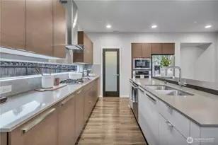 13211 SE 262nd St, Kent, WA 98042 - Photo 14