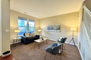 762 Ilwaco Pl NE, Renton, WA 98059 - Photo 4