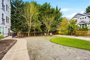 424 N 85th St, Seattle, WA 98103 - Photo 34