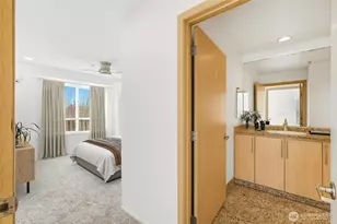 424 N 85th St, Seattle, WA 98103 - Photo 12