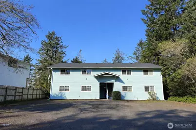 555 Sunset Avenue NE, Ocean Shores, WA 98569 - Photo 1