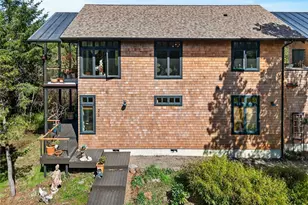 306 6th St NW, Long Beach, WA 98631 - Photo 2