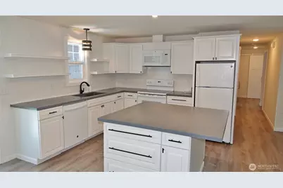 137 S Razor Clam Drive SW, Ocean Shores, WA 98569 - Photo 24