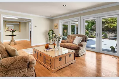 2209 38th Place E, Seattle, WA 98112 - Photo 10